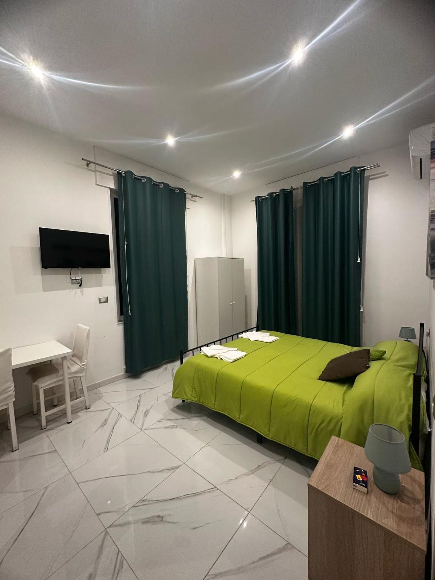 M2 Apartment Naples Exterior photo